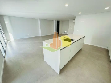 Apartamento T3 para Venda em Tavarede