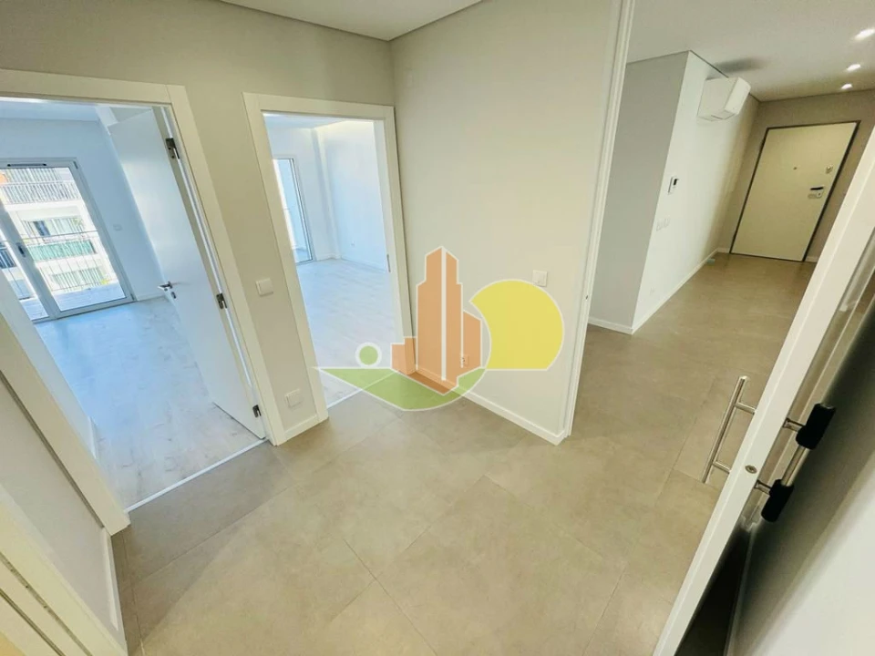 Apartamento T3 para Venda em Tavarede Foto 11