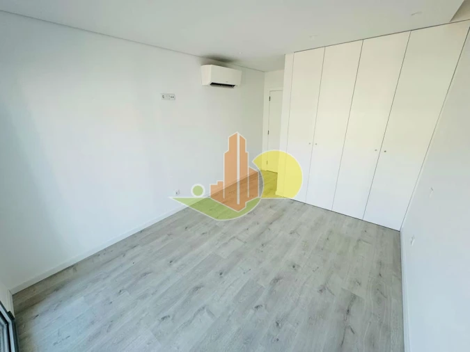 Apartamento T3 para Venda em Tavarede Foto 16
