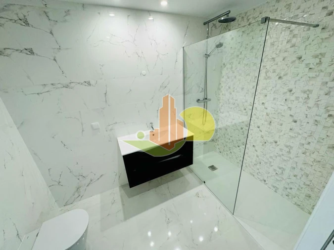 Apartamento T3 para Venda em Tavarede Foto 19