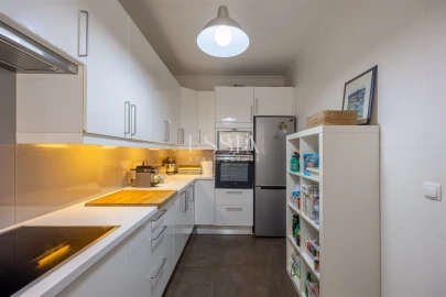 Apartamento T3 para Venda em Aldoar, Foz do Douro e Nevogilde