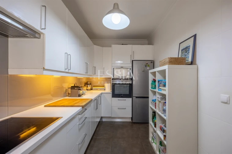 Apartamento T3 para Venda em Aldoar, Foz do Douro e Nevogilde Foto 9