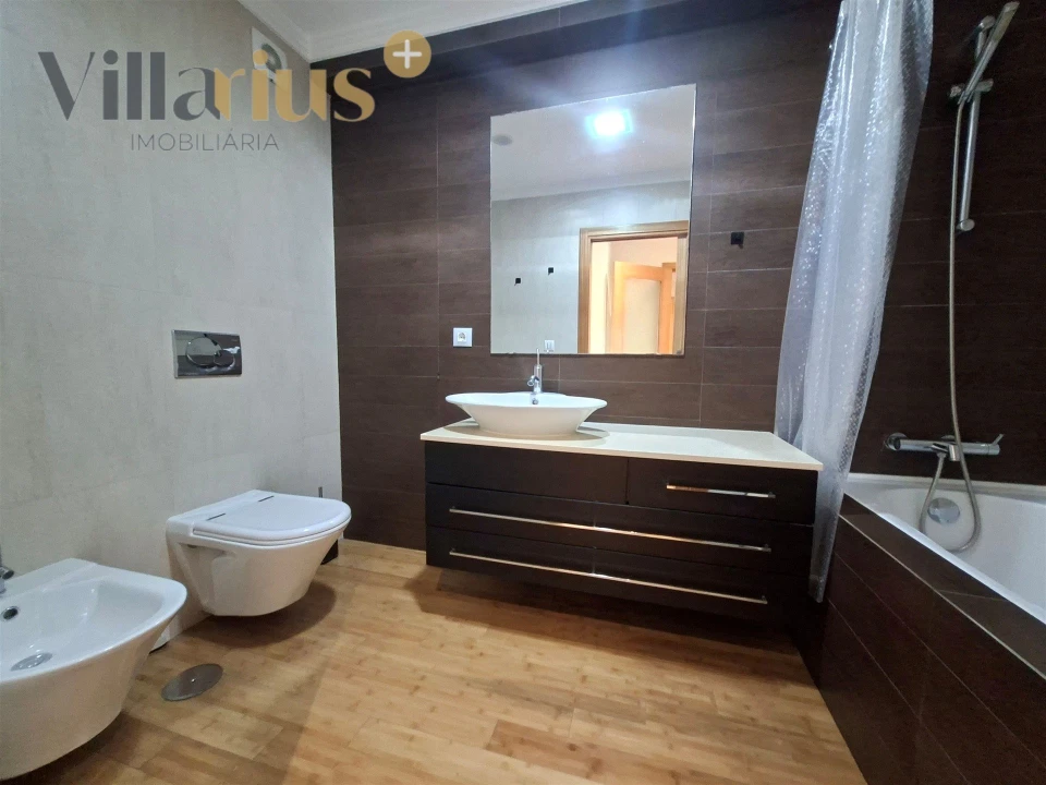 Apartamento T2 para Venda em São João Baptista e Santa Maria dos Olivais Foto 19