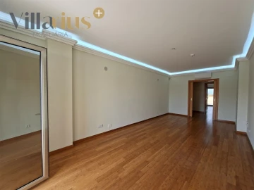 Apartamento T2 para Venda em São João Baptista e Santa Maria dos Olivais