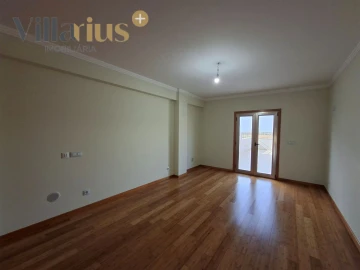 Apartamento T2 para Venda em São João Baptista e Santa Maria dos Olivais