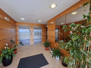 Apartamento T2 para Venda em São João Baptista e Santa Maria dos Olivais