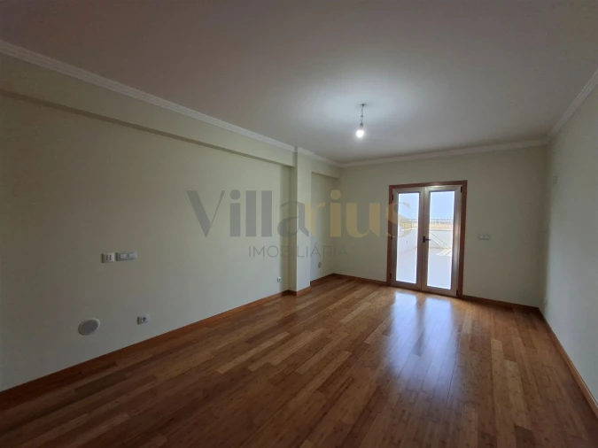 Apartamento T2 para Venda em São João Baptista e Santa Maria dos Olivais Foto 17