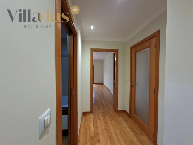 Apartamento T2 para Venda em São João Baptista e Santa Maria dos Olivais Foto 25