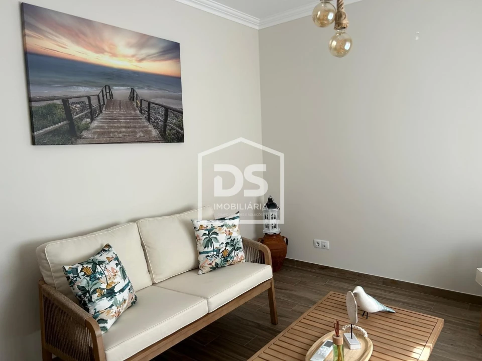 Moradia T4 para Venda em São Martinho do Porto Foto 8