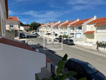 Moradia T4 para Venda em São Martinho do Porto
