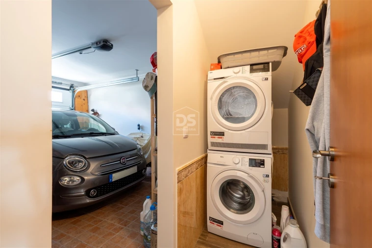 Moradia T4 para Venda em São Martinho do Porto Foto 45