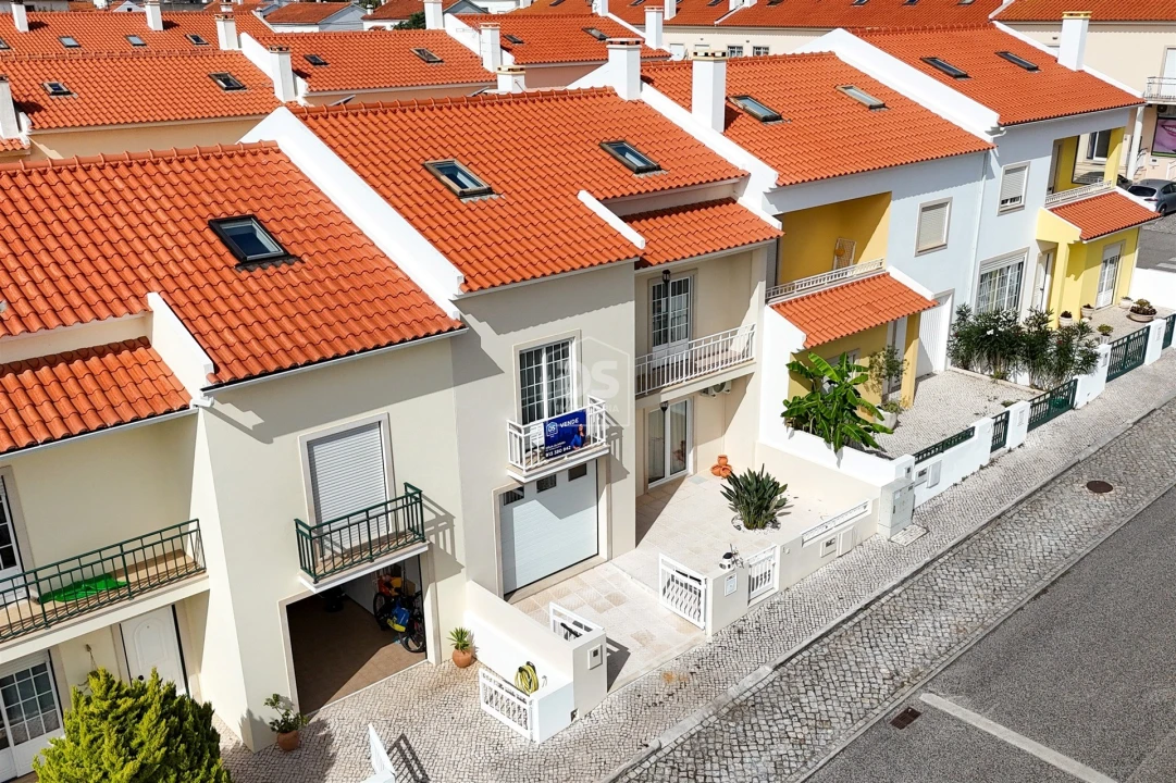 Moradia T4 para Venda em São Martinho do Porto Foto 53