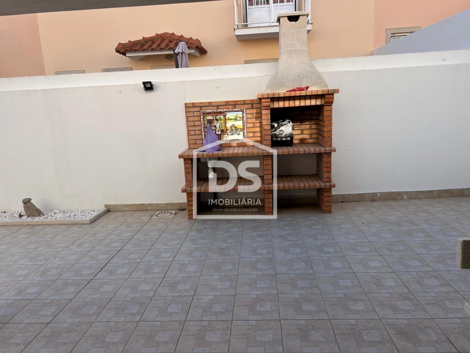 Moradia T4 para Venda em São Martinho do Porto Foto 46