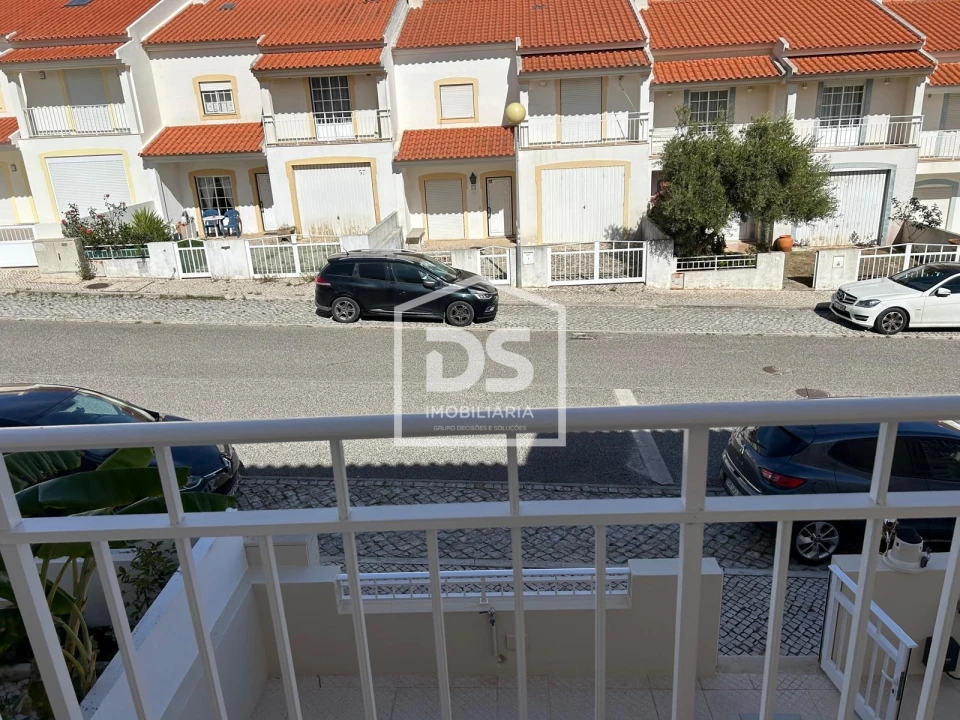 Moradia T4 para Venda em São Martinho do Porto Foto 23