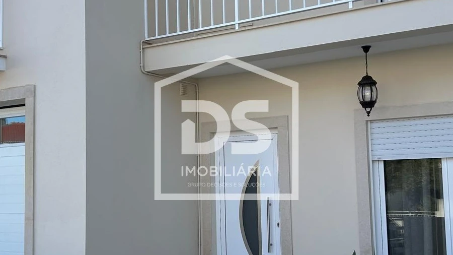 Moradia T4 para Venda em São Martinho do Porto