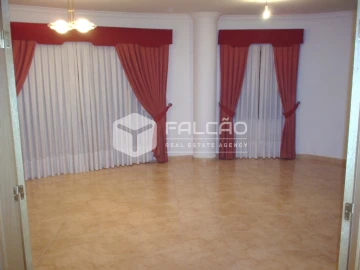 Apartamento T4 para Venda em Marvila, Ribeira Santarém, São Salvador, São Nicolau