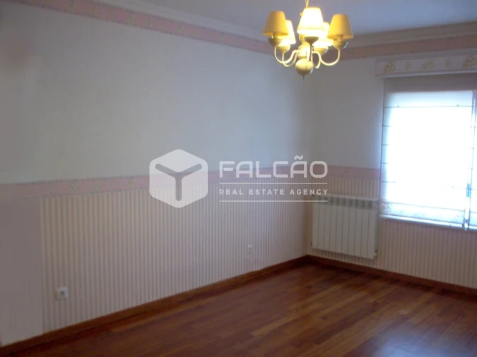 Apartamento T4 para Venda em Marvila, Ribeira Santarém, São Salvador, São Nicolau Foto 4