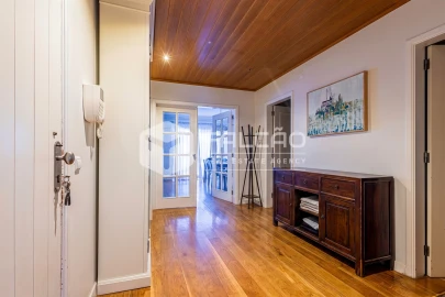 Apartamento T3 para Venda em Marvila, Ribeira Santarém, São Salvador, São Nicolau