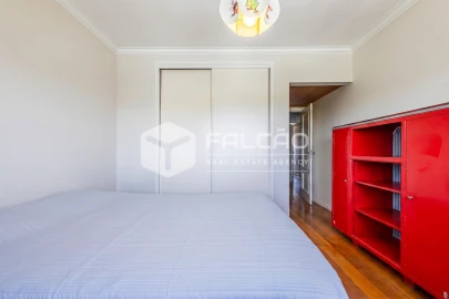 Apartamento T3 para Venda em Marvila, Ribeira Santarém, São Salvador, São Nicolau