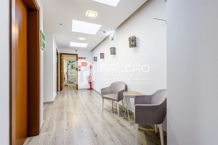 Negócio para Venda em Malhou, Louriceira e Espinheiro Foto 52