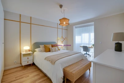 Apartamento T2 para Arrendamento em Queluz e Belas