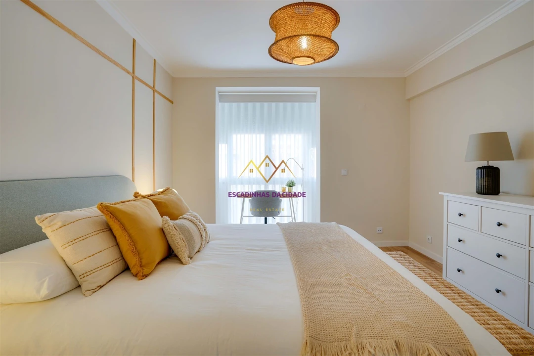 Apartamento T2 para Arrendamento em Queluz e Belas Foto 21