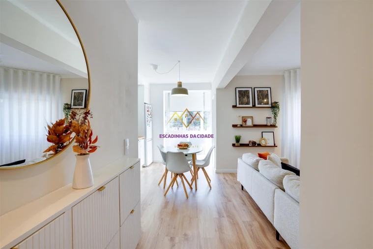 Apartamento T2 para Arrendamento em Queluz e Belas Foto 4