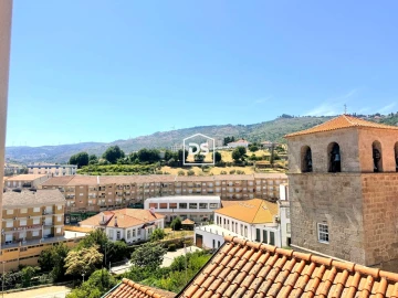 Apartamento T2 para Venda em Lamego (Almacave e Sé)