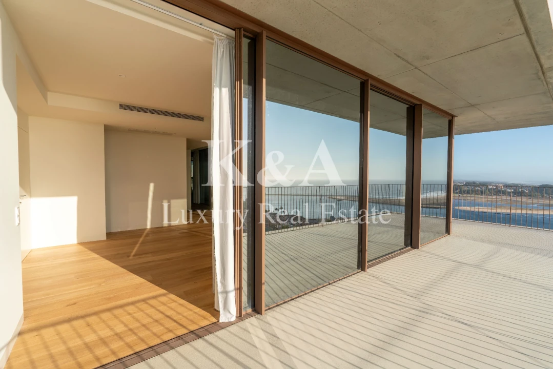 Apartamento T4 para Venda em Lordelo do Ouro e Massarelos Foto 12