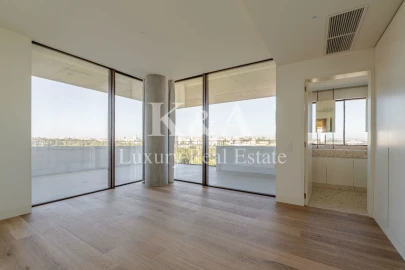 Apartamento T4 para Venda em Lordelo do Ouro e Massarelos