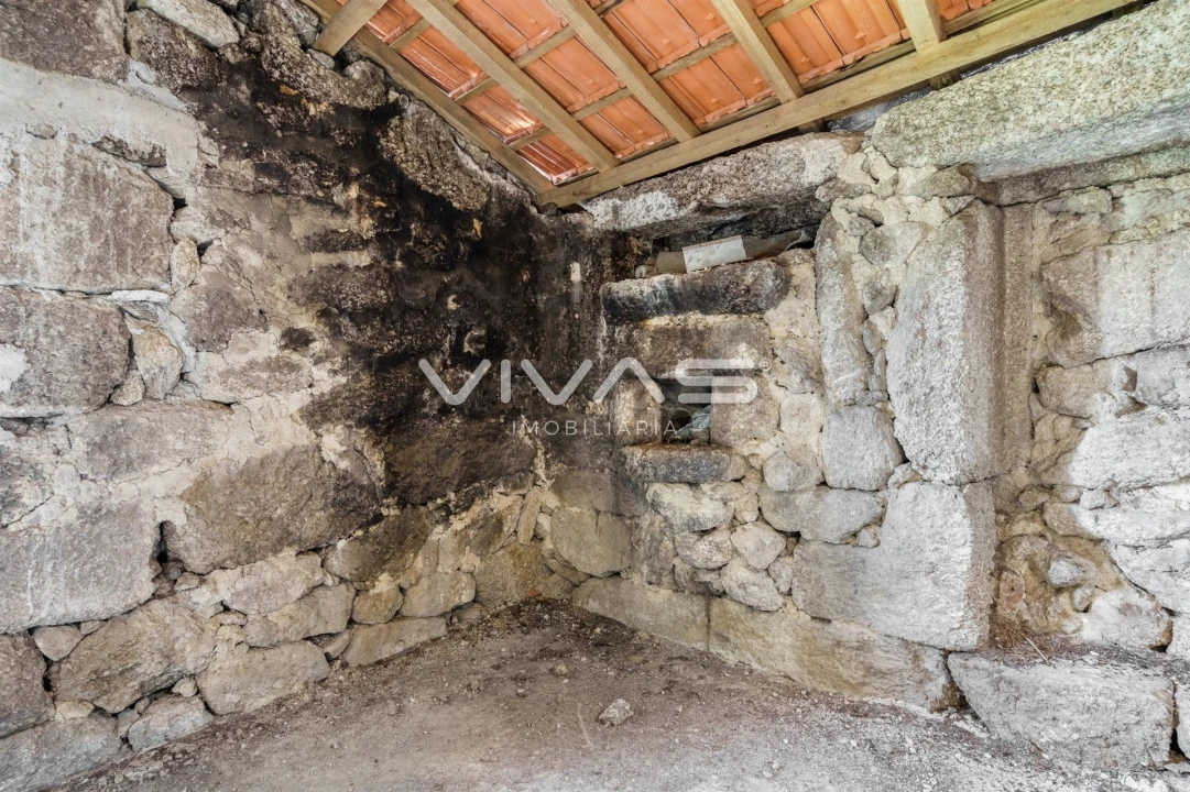 Moradia T0 para Venda em Cibões e Brufe Foto 11