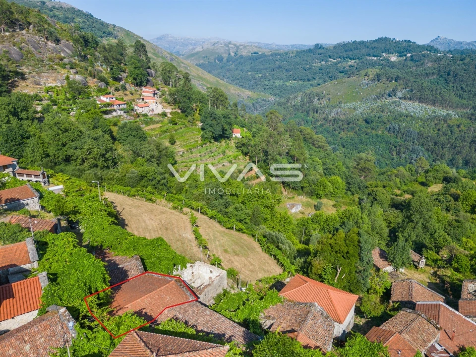 Moradia T0 para Venda em Cibões e Brufe Foto 25