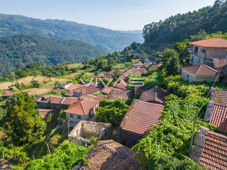 Moradia T0 para Venda em Cibões e Brufe Foto 3