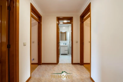 Apartamento T3 para Venda em Fajões
