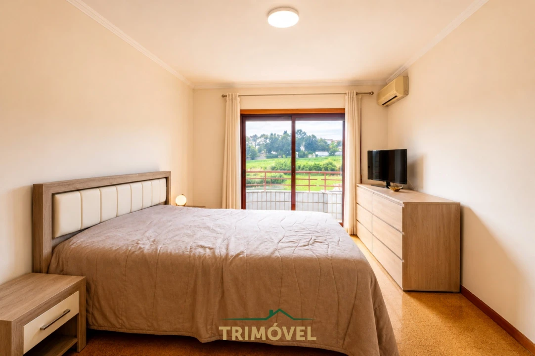 Apartamento T3 para Venda em Fajões Foto 11