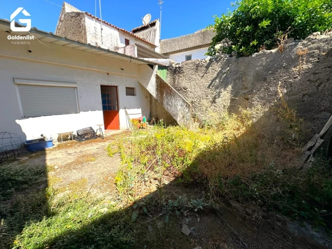 Moradia T2 para Venda em Espírito Santo, Nossa Senhora da Graça e São Simão Foto 14