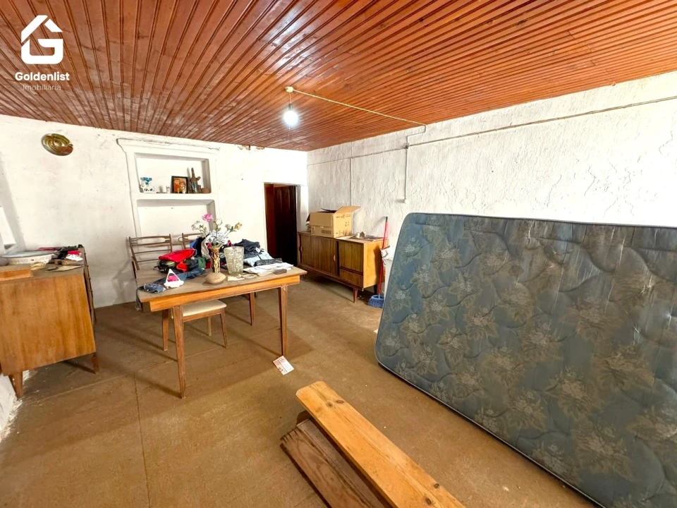 Moradia T2 para Venda em Espírito Santo, Nossa Senhora da Graça e São Simão Foto 10