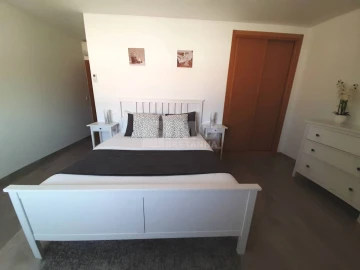Apartamento T1 para Arrendamento em Covilhã e Canhoso