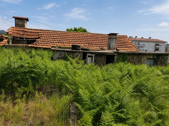 Moradia T3 para Venda em Frazão Arreigada Foto 6