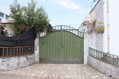 Negócio para Venda em Lustosa e Barrosas (Santo Estêvão)
