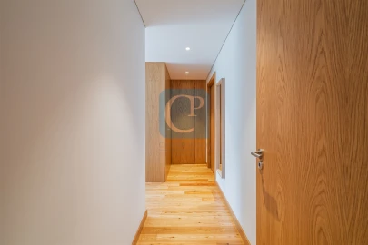 Apartamento T2 para Arrendamento em Ramalde