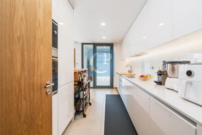 Apartamento T2 para Arrendamento em Ramalde