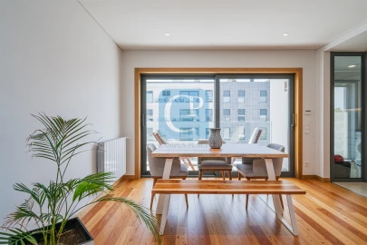 Apartamento T2 para Arrendamento em Ramalde