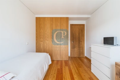 Apartamento T2 para Arrendamento em Ramalde