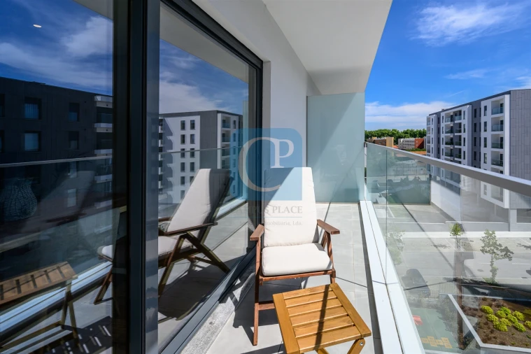 Apartamento T2 para Arrendamento em Ramalde Foto 13
