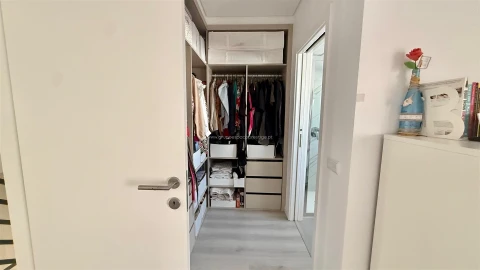 Moradia T3 para Venda em Quelfes
