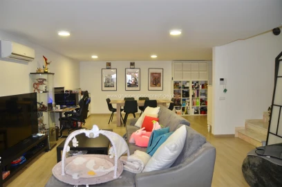 Moradia T3 para Venda em Quelfes
