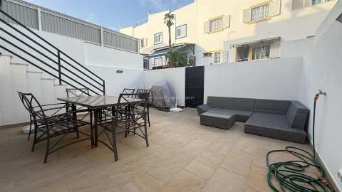Moradia T3 para Venda em Quelfes