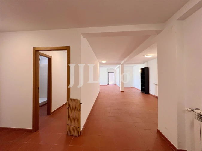 Moradia T5 para Arrendamento em Santa Maria e São Miguel, São Martinho, São Pedro Penaferrim Foto 85