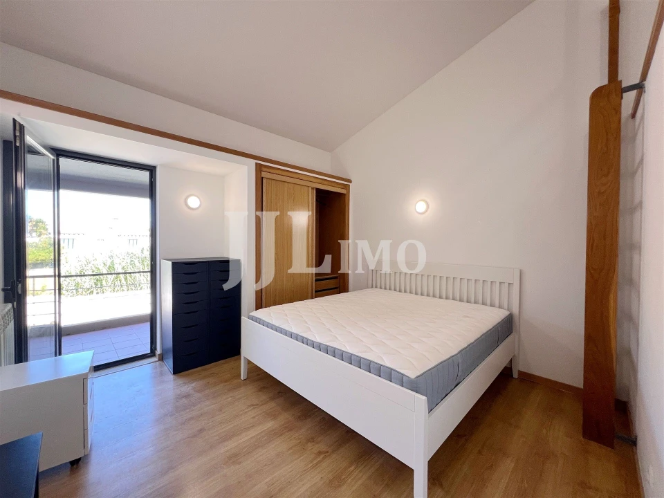 Moradia T5 para Arrendamento em Santa Maria e São Miguel, São Martinho, São Pedro Penaferrim Foto 64